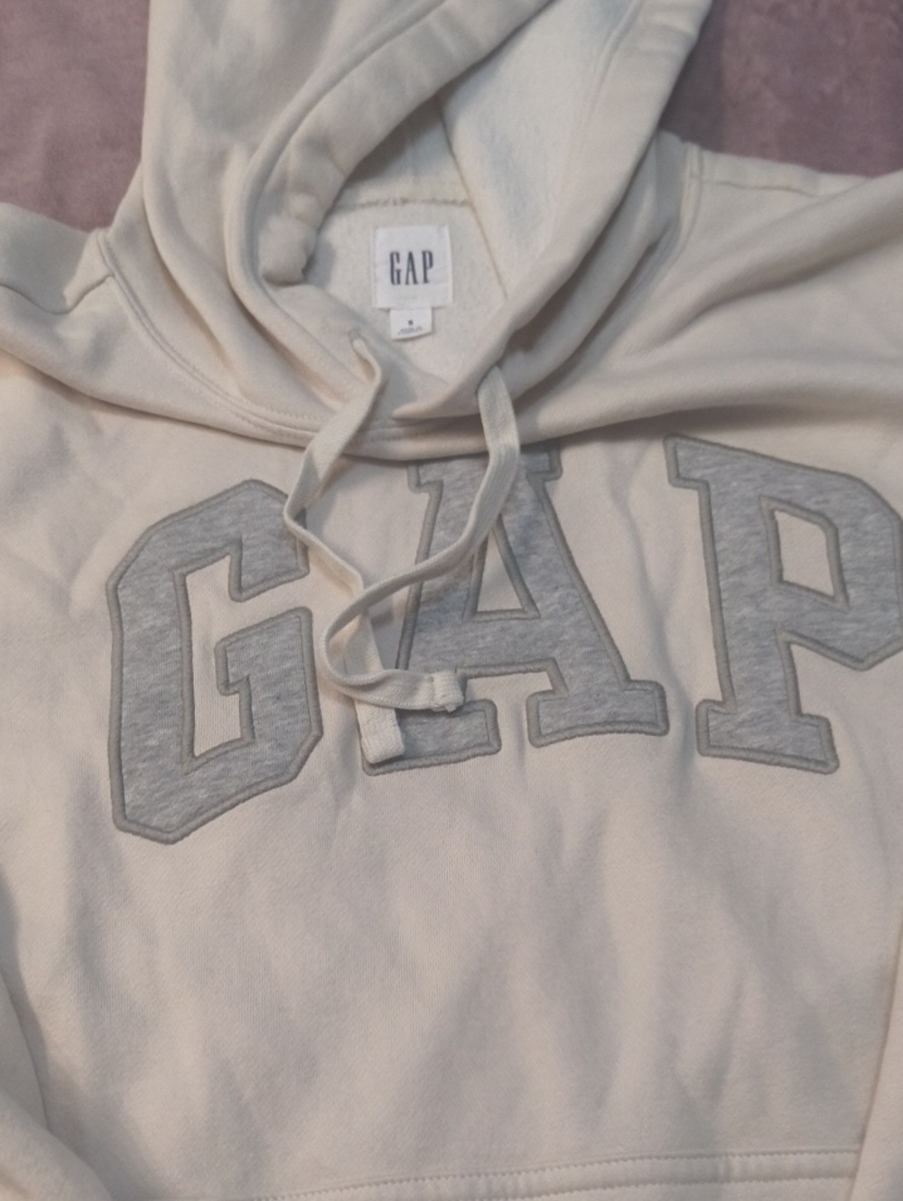 GAP Men's Cream Hoodie with Gray Applique Logo